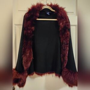 Adrienne Vittadini Black Sweater with Burgundy Faux Fur Trim